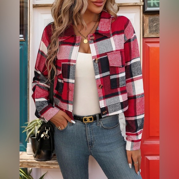 NWT - Women's Flannel Cropped Plaid Shacket Jacket - Picture 2 of 4
